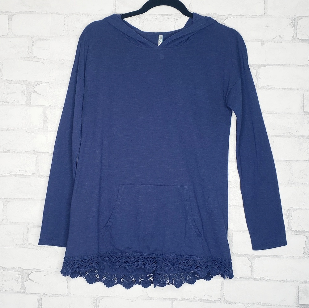 Wallflower Blue Long Sleeve Hooded Shirt Size M